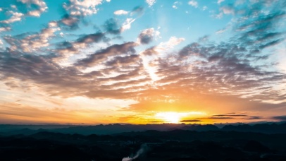 4K大山夕阳晚霞火烧云日落美景