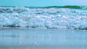 岸边波浪放松心情