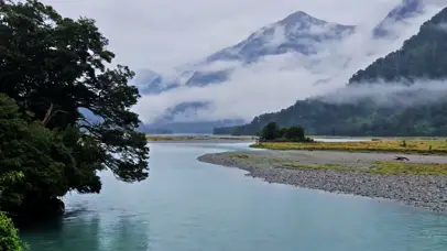 山间细雨