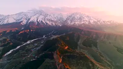 日照金山