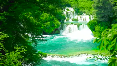 4K护眼山林流水