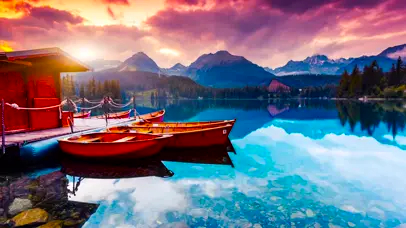 夕阳船坞海岸景观