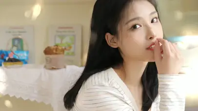 温柔长发美女私房照