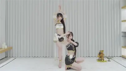 美女热舞