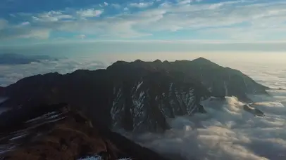 4k高原云海山顶云层祖国