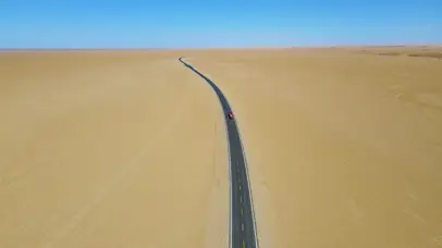 唯美沙漠公路4K