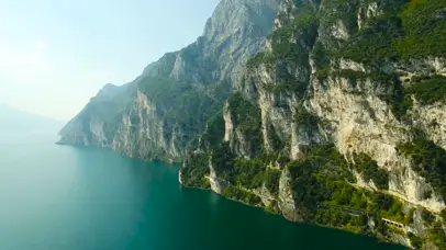 航拍山川美景循环