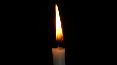 4K白色蜡烛火苗烛火