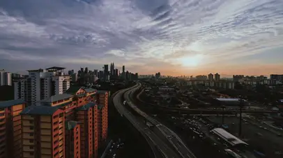 城市繁华昼夜交替