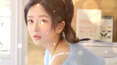 精致萝莉小美女