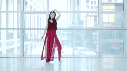 小姐姐优雅舞姿