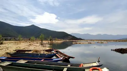 宁静的湖边