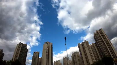翻滚流云