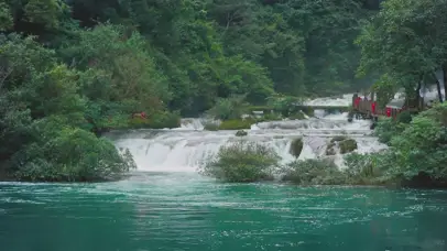4K夏日荔波小七孔森林瀑布水花
