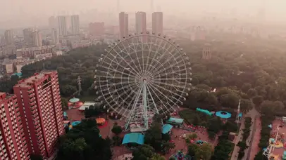 4k夕阳下摩天轮七夕爱情意境