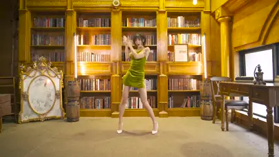 美女小姐姐跳舞