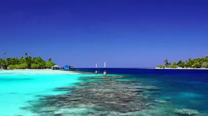 闲适的阳光沙滩