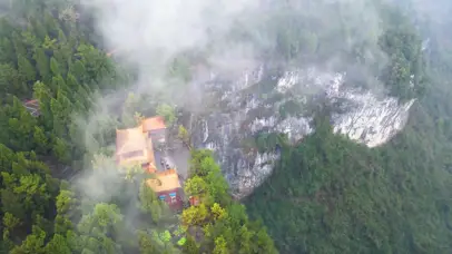 4K大山深处的世外桃源