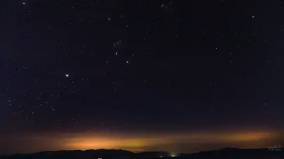 赛里木湖的星空
