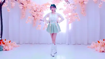 最美小师妹跳舞