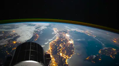 4K太空卫星地球夜景