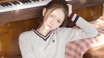 可爱邻家女生
