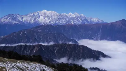4K壮观高原峡谷雪山云海风景