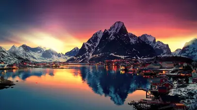 黄昏湖畔的小镇