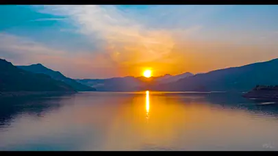 4K落日太阳下山夕阳湖面唯美