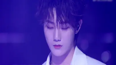 刘也 you 绝美仙子