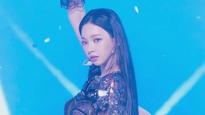 柳智敏蓝紫亮片裙裤3