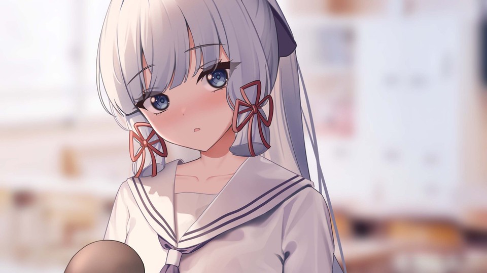 银发红蝴蝶结水手服少女近景