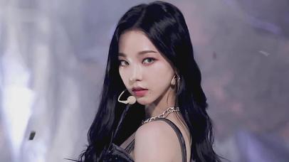 Karina柳智敏黑色背带裙4