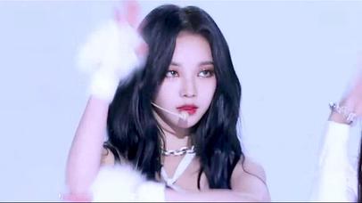 Karina柳智敏歌谣大战怼脸