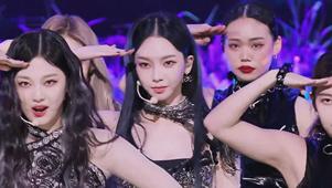 Karina柳智敏独袖黑流苏