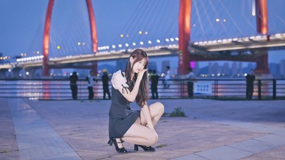 绝美夜景，猫步轻步