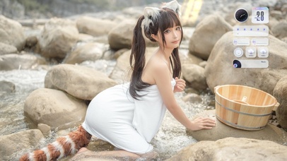 河边洗澡的少女