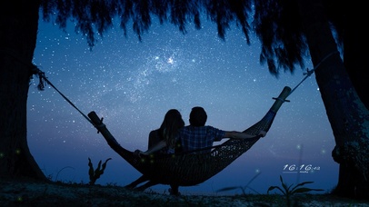 4K 星空情侣背影