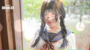 双马尾制服美女