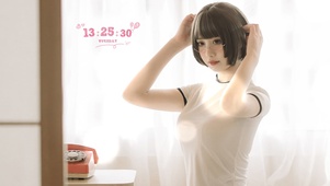 性感短发制服美女