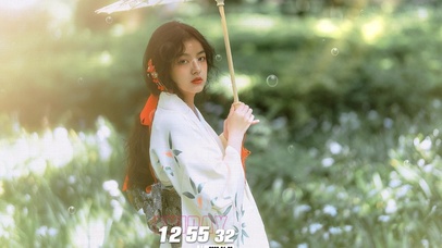 撑伞的和服美女