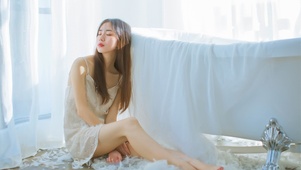 泡泡美女