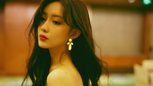 简单的美女