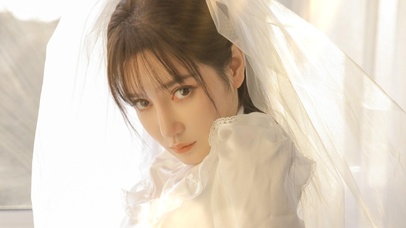 穿婚纱的完美女神