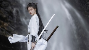 4k帅气美女侠客