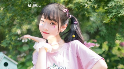 清纯双马尾女孩