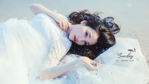 沙滩美女