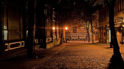 4K秋夜落叶街道