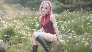 短发美女