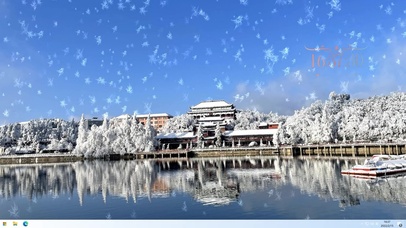 湖边雪景
